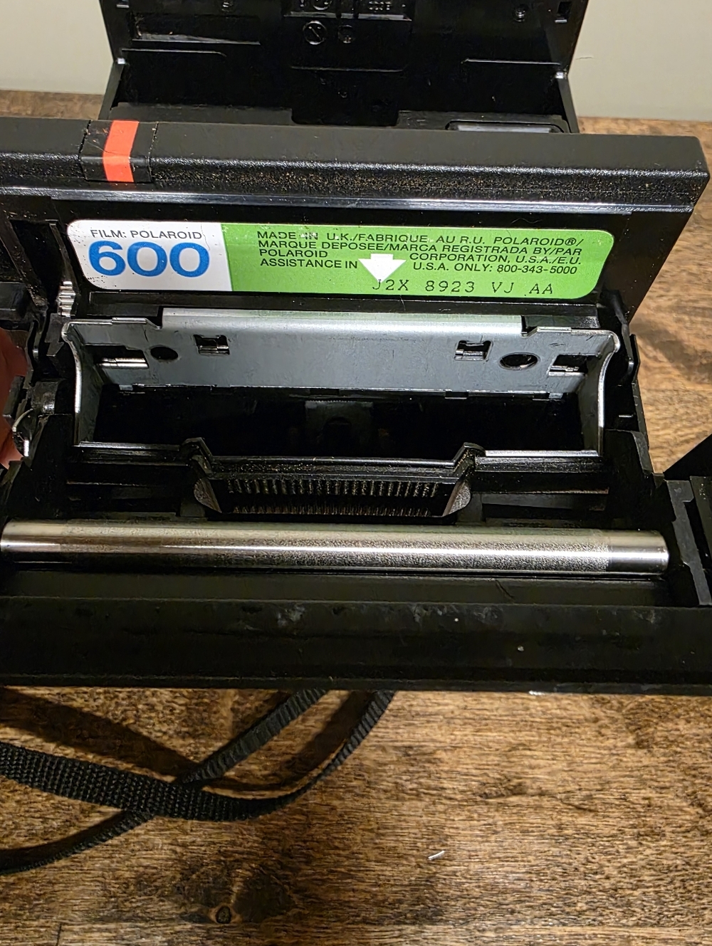 Polaroid OneStep Flash Instant Camera - Picture 6 of 6